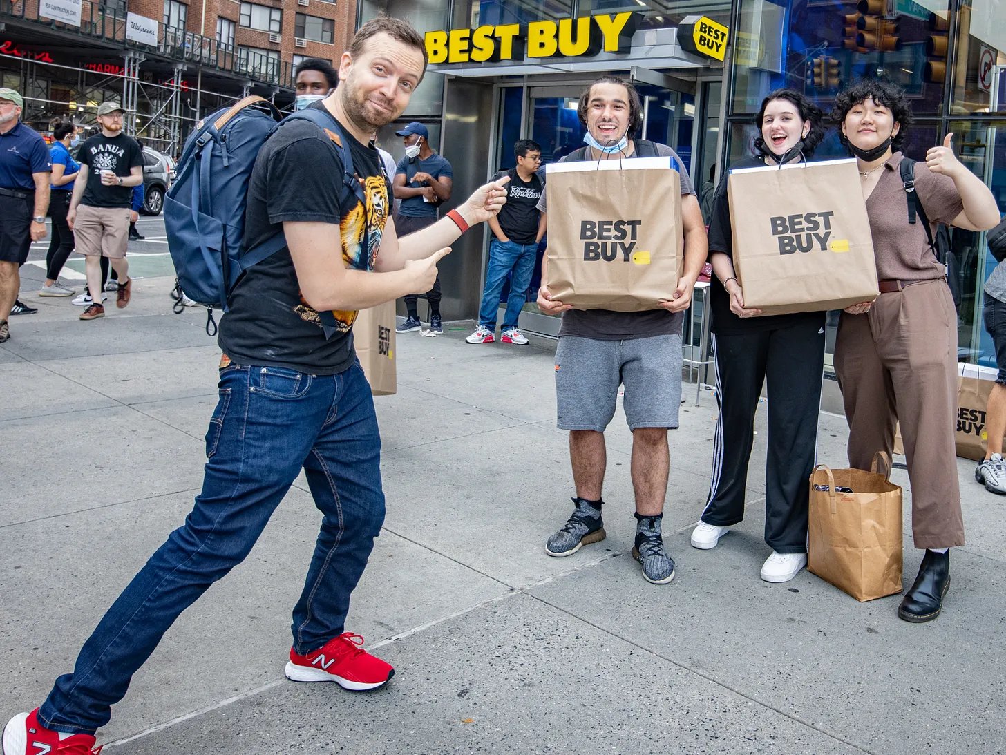 Matt Swider with PS5 buyers at Best Buy